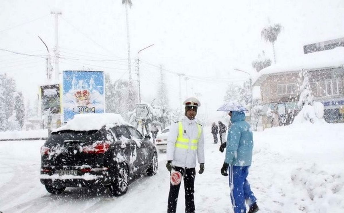 آمادهباش هلال احمر برای بارش شدید برف و باران در ۱۴ استان