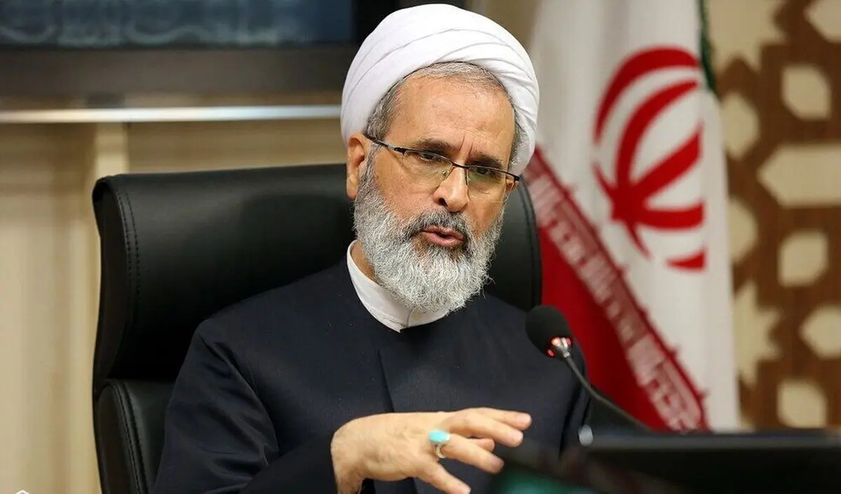 مدیر حوزه‌های علمیه: هیچ کدام از کاندیداها حمایت حوزه را ندارند

