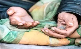 عکس لو رفته از مدل معروف در حال گدایی