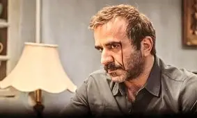 خشم بهاره افشاری در سریال حیثیت گمشده باعث شکستن سر مهدی حسینی نیا شد/ ویدئو