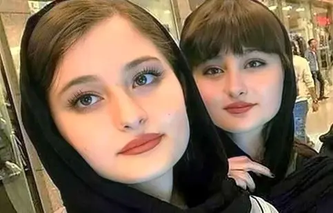 نگاهی به تدریس سارا و نیکا فرقانی در کلاس بازیگری ویژه کودکان/ ویدئو