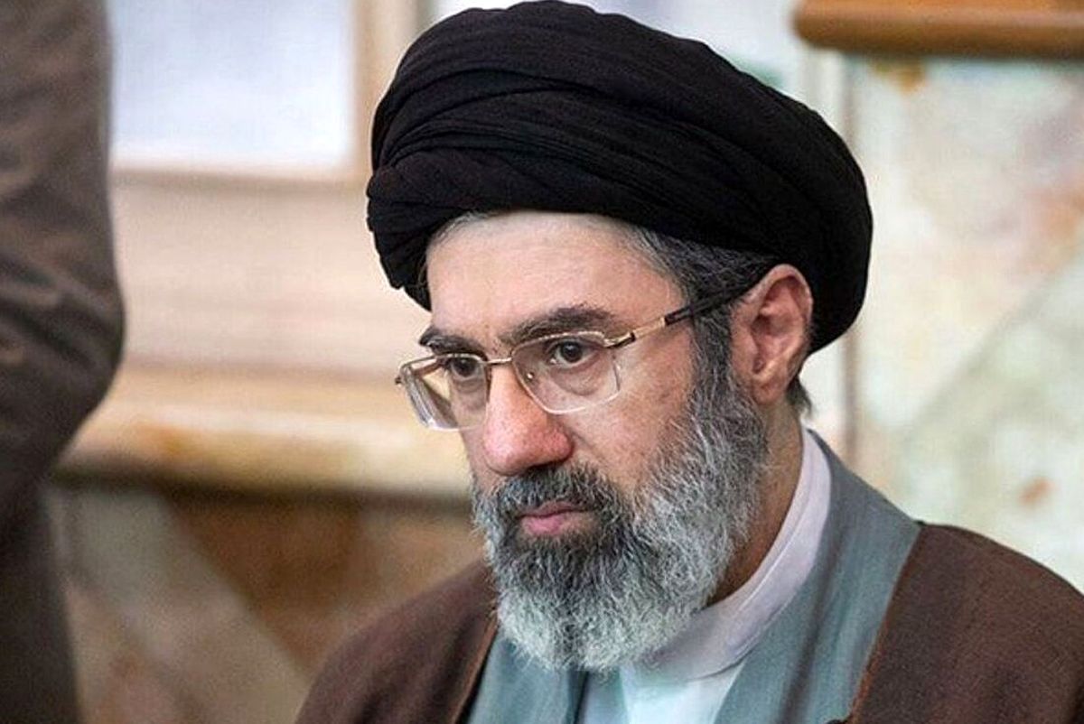 سفر به تاریخ؛ چهرۀ «سیدمجتبی خامنهای» در دوران نوجوانی در جبهه
