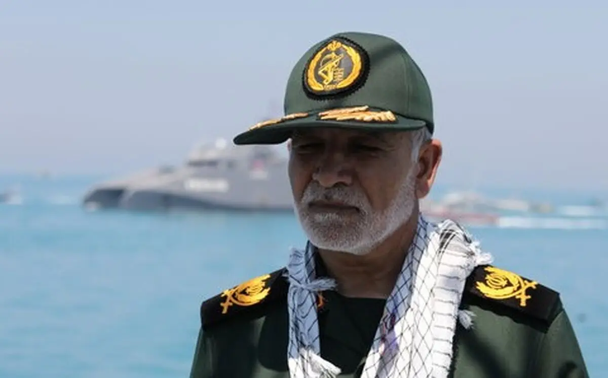 توقیف شناور حامل سوخت قاچاق در آب‌های خلیج فارس توسط سپاه

