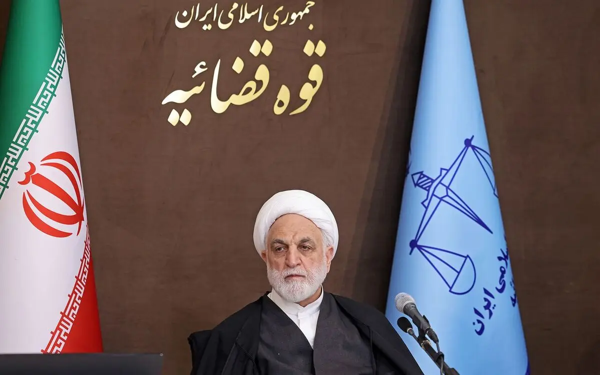 رئیس قوه قضاییه: فساد صرفا با زندانی کردن مفسد ریشه‌کن نمی‌شود