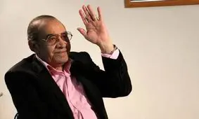 قاب ماندگار از مراسم تشییع ایرج خواجه‌امیری؛ تصویری که خبرساز شد
