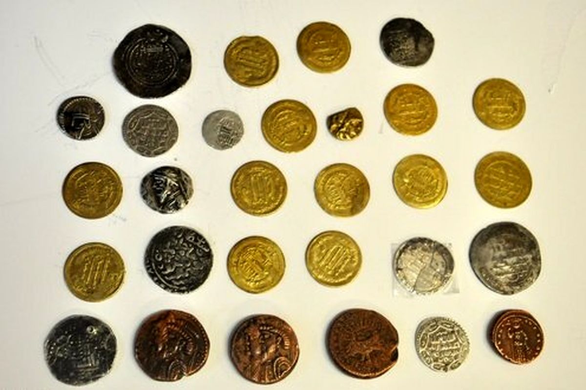 کشف ۵۶۰ سکه‌ عتیقه در رودبار