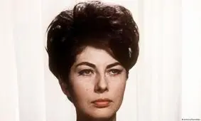 سفر در زمان؛ «ثریا اسفندیاری» در کنار مادر آلمانی اش؛ دهه 1310 