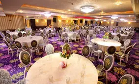 ادعای عروسی جنجالی در هتل اسپیناس پالاس؛ عروس باکره به اتاق نرفت/ ویدئو