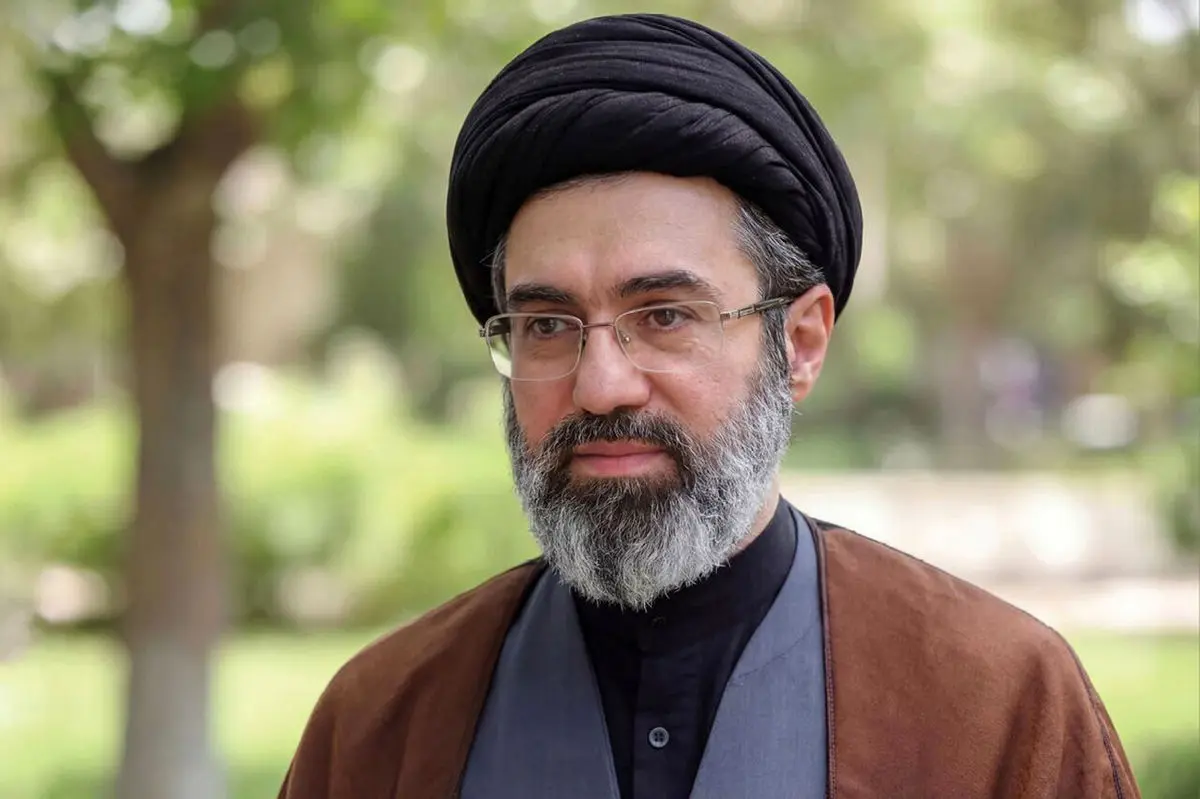 پیام رهبر معظم انقلاب به مناسبت روز جمهوری اسلامی و روز طبیعت