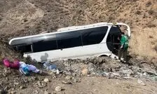 واژگونی اتوبوس در محور هراز/ حادثه بدون فوتی اما با مصدومیت ۱۰ نفر گزارش شد 