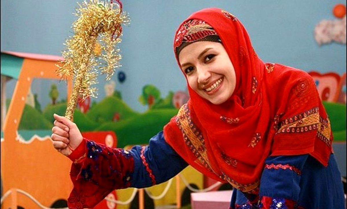  استوری تحسین‌آمیز ملیکا زارعی برای مجری تلویزیون 