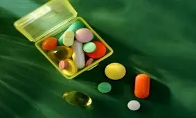 علائم مصرف بیش از حد ویتامین ها و مکمل ها