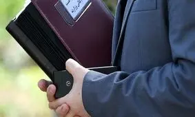 جنجال عکس عینک مرسدس بنز وزیر ورزش