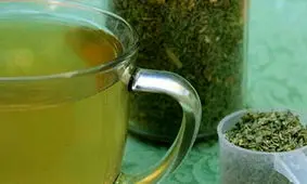 عرق یونجه و شربت سه شیره، منبع تامین آهن نیستند