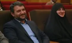  شعرخوانی برای عبدالملکی مقابل چشمانش/ خوش‌تیپی و شیطونی عبدالملکی!/ ویدئو


