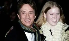 دختر بازیگر مشهور در ۴۲ سالگی خودکشی کرد

