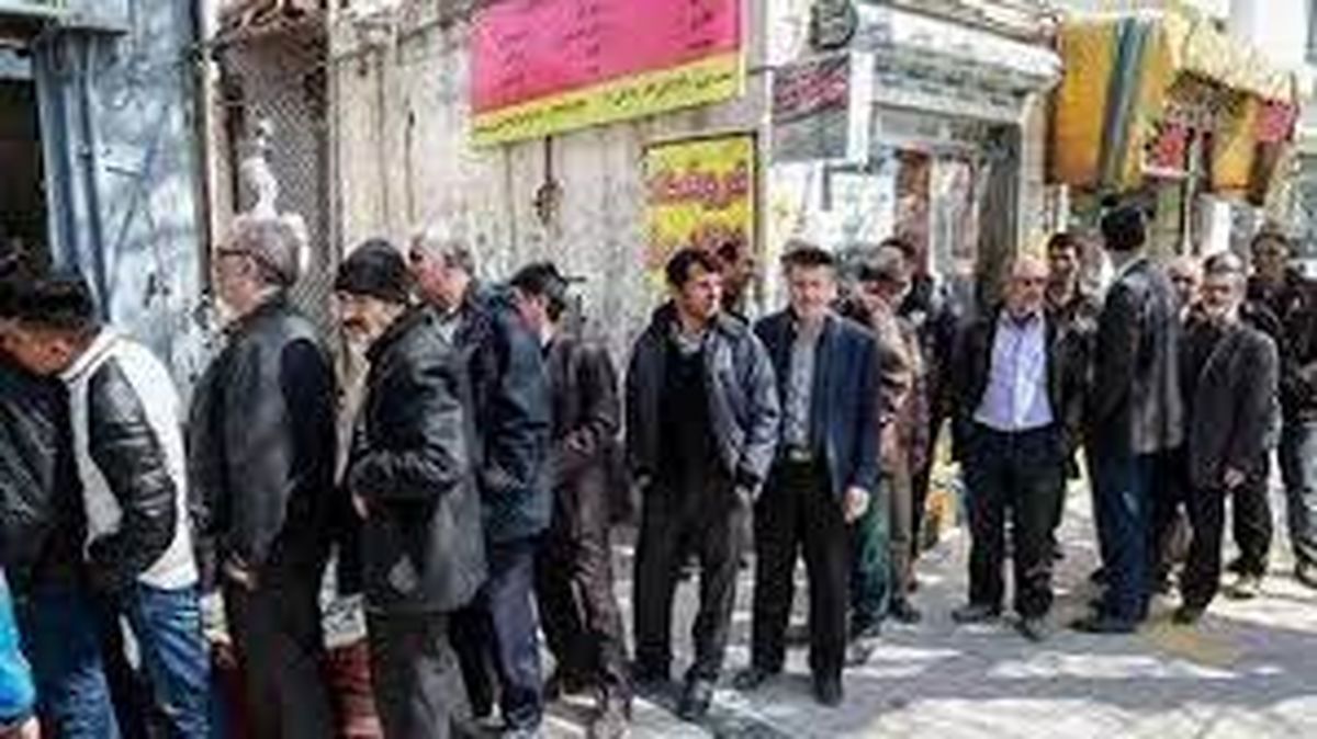 صفهای طولانی مردم برای خرید گوشت قرمز خارجی با تعرفه دولتی؛ واقعیتی تلخ و ادامهدار