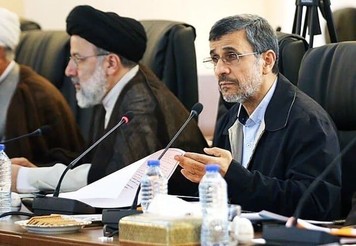 کنایه احمدی‌نژاد به دولت رئیسی درباره گرانی نان/ ویدئو
