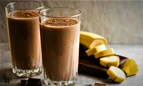 روش تهیه اسموتی شکلات با موز خوشمزه و کم کالری