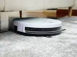 مرد تایوانی با کمک جاروبرقی رباتی پی به خیانت زنش برد