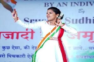 ثبت رکورد گینس توسط دختر هندی با ۱۲۷ ساعت رقصیدن پیاپی/ عکس  

