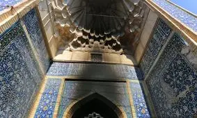 آسیب اغتشاشگران به دو بنای ۵۰۰ ساله اصفهان/عکس