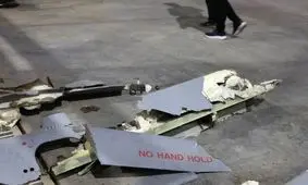 نمایش لاشه 2 پهپاد سرنگون شده اسرائیل در نمایشگاه دستاوردهای هوافضای سپاه/ تصاویر

