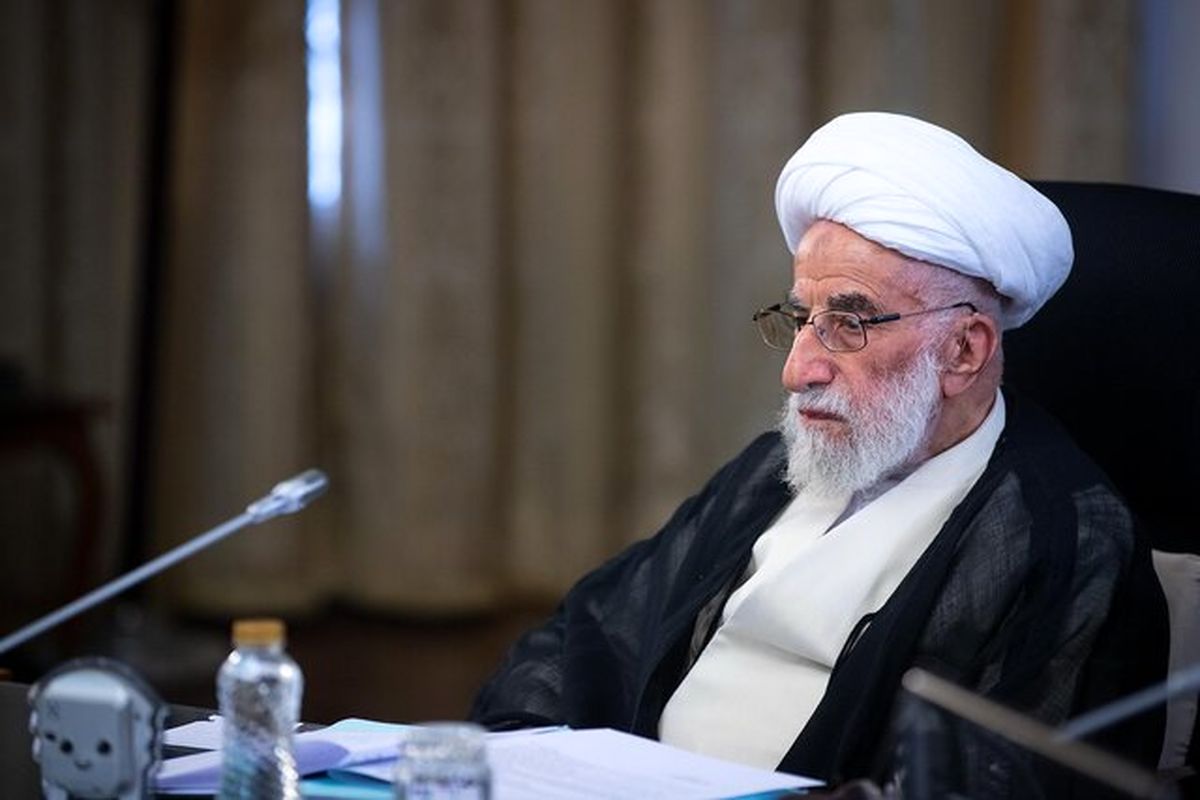 جنتی: مدارس و دانشگاه‌ها "امام شناسی" را به دروس اضافه کنند

