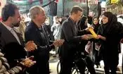 دختر کاراته کار ناشنوا مدال طلا خود را به دختران شهید شجره طیبه میناب اهدا کرد
