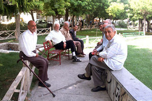 ۶۰ درصد سالمندان ایران تنها زندگی میکنند