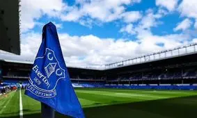 محرومیت مادام‌العمر هوادار اورتون به دلیل دزدی غذا در ورزشگاه