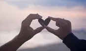 این 8 علامت نشان می دهد که یک نفر عاشق ما است/ ویدئو