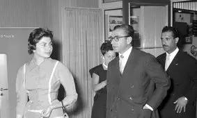 سفر در زمان؛ «شاه و ثریا» در حال تماشای مسابقه گاوبازی در اسپانیا؛ سال 1336 