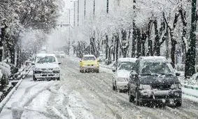 انسداد راه دسترسی ۱۲۶۶ روستای لرستان/ آزادراه خرم‌آباد _ پل‌زال بسته شد