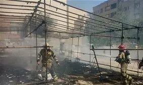 یک هیات عزاداری در کامرانیه تهران آتش گرفت

