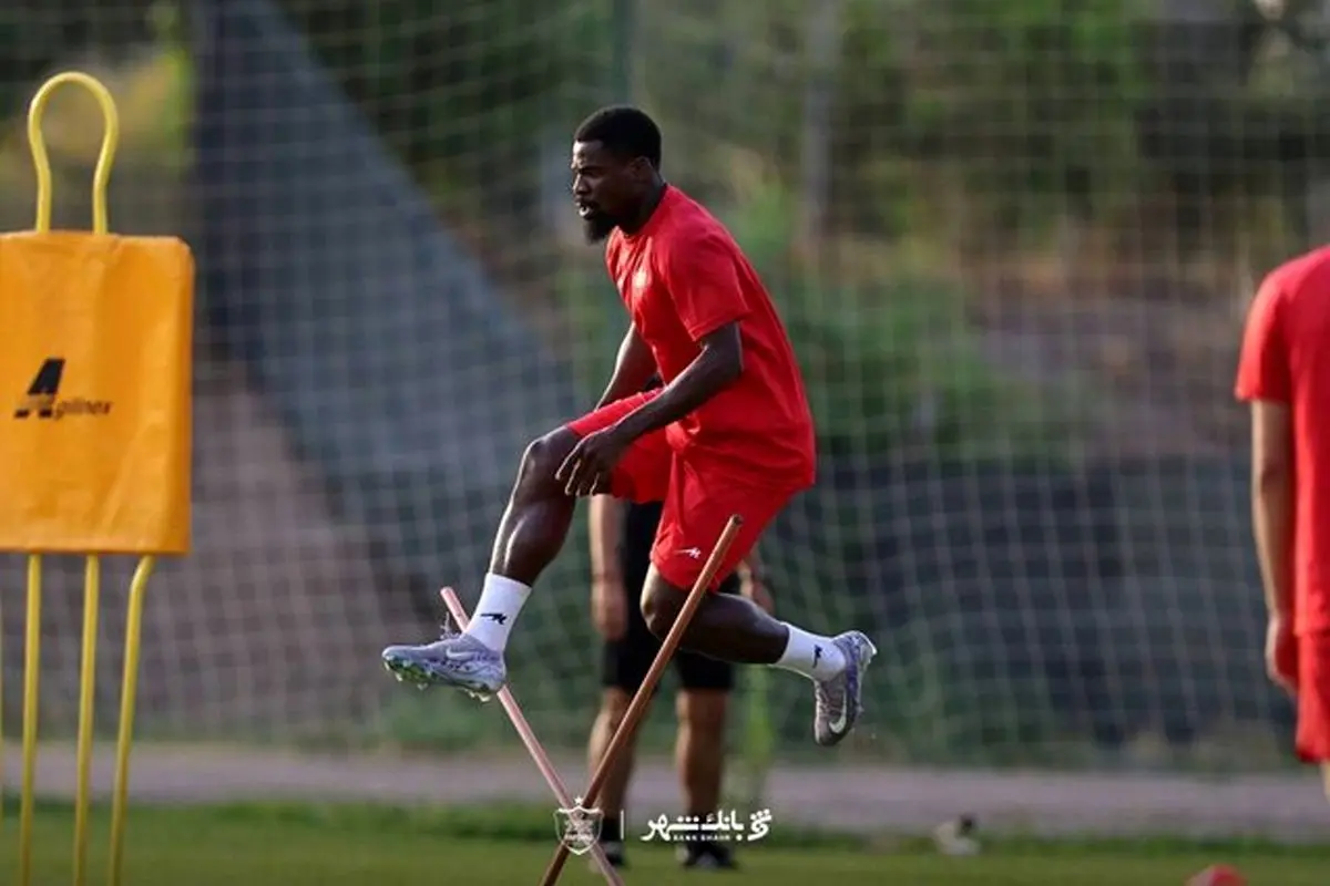 پایان همکاری پرسپولیس با اوریه، احمدزاده و پیروانی