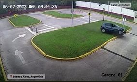 آزمون رانندگی، به نظرشما قبول می شود؟/ ویدئو