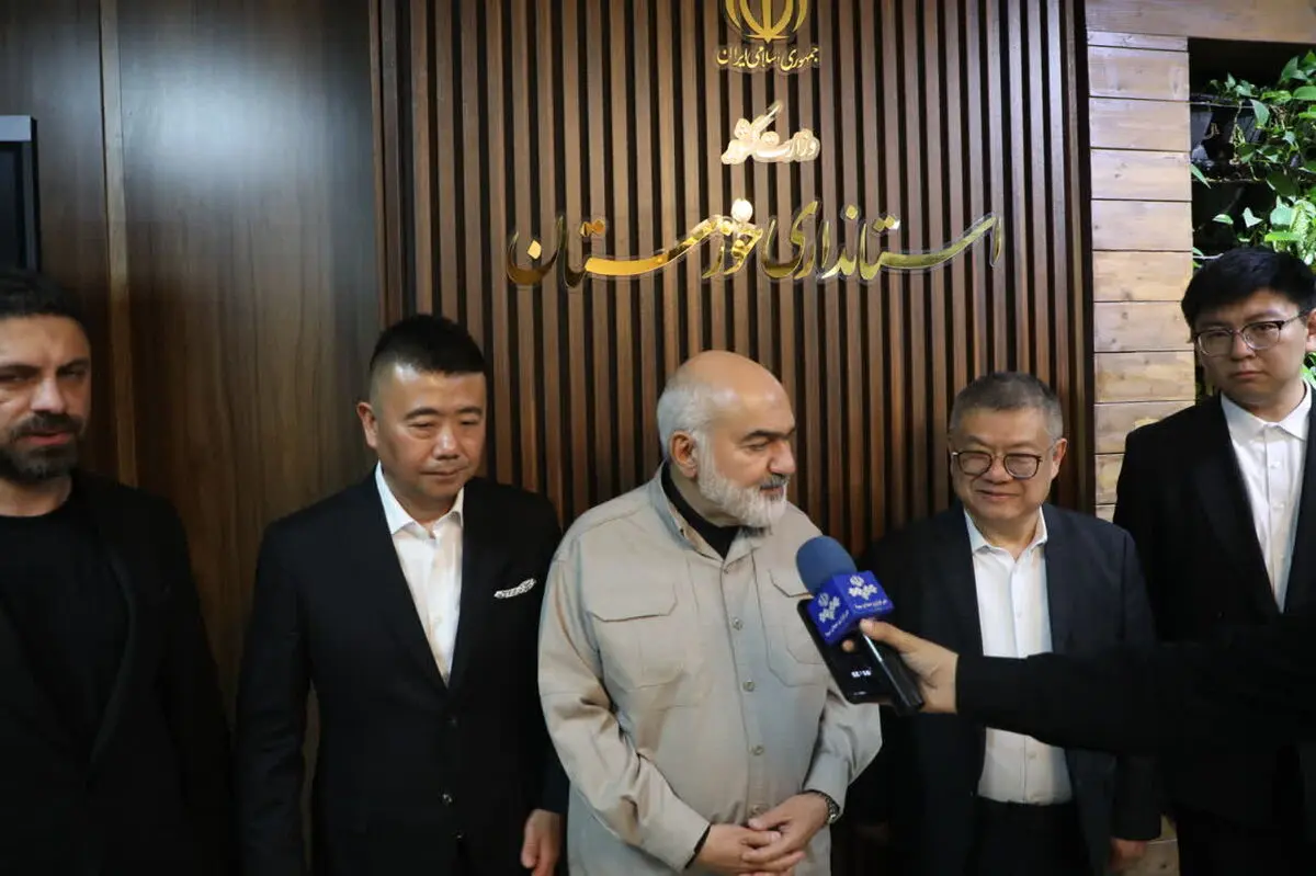 قرارداد جمع‌آوری ۸ حلقه فلر نفتی اهواز با یک شرکت چینی منعقد شد/ استاندار خوزستان: ۳۹ میلیون فوت مکعب گاز فلر طی ۱۰ ماه جمع‌آوری می‌شود