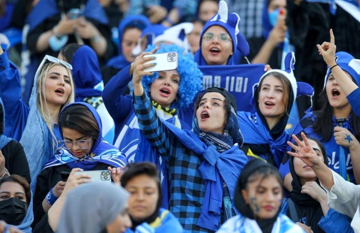 آماده باش به زنان هوادار استقلال برای حضور در ورزشگاه