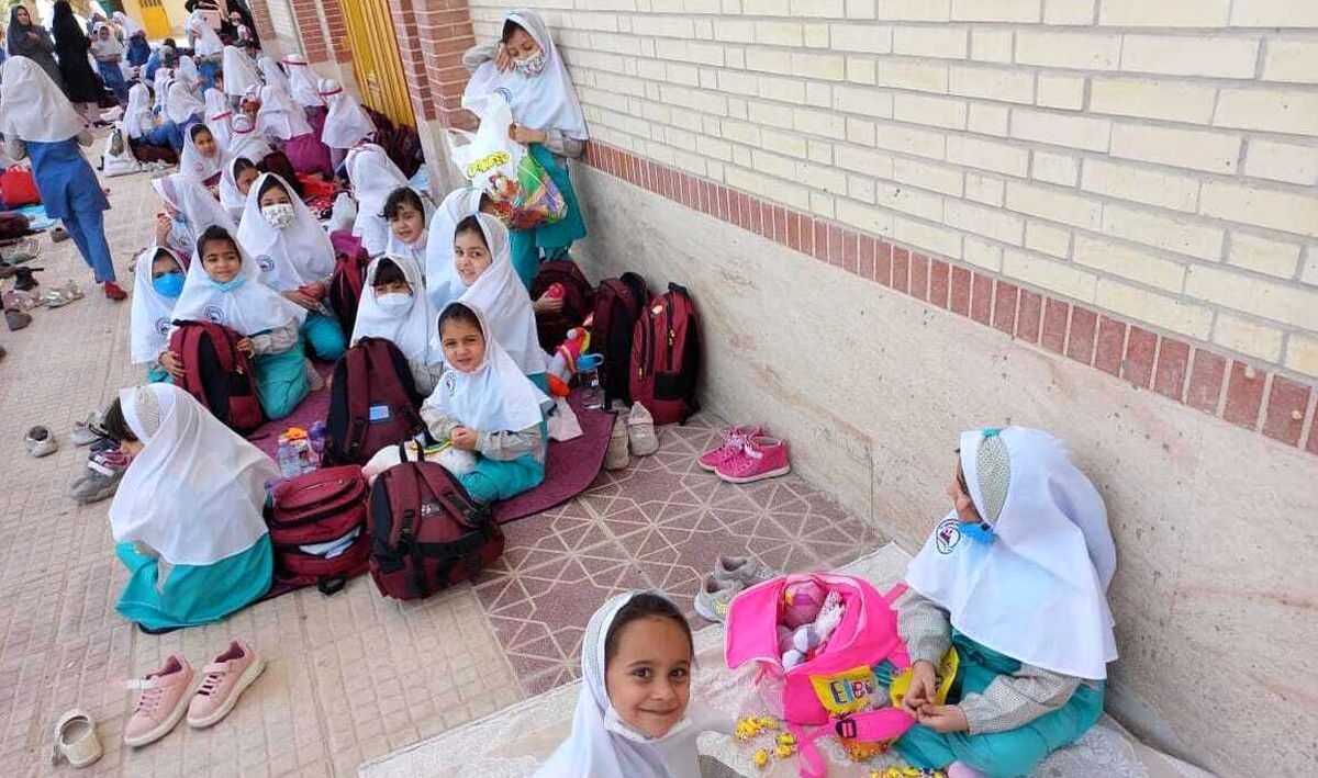 سهشنبه، روز بدون کیف و کتاب دانشآموزان ابتدایی شهر تهران