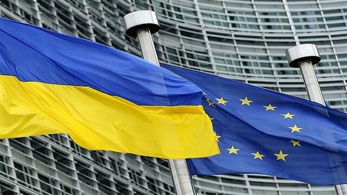 فرانسه: درمورد نامزدی اوکراین برای عضویت در اتحادیه اروپا «اجماع کامل» وجود دارد