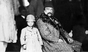 خاطره ناصرالدین شاه از سیزده بدر: آن دو دختر را به مخبرالدوله دادم ، زنش شب به خانه راهش نداد!