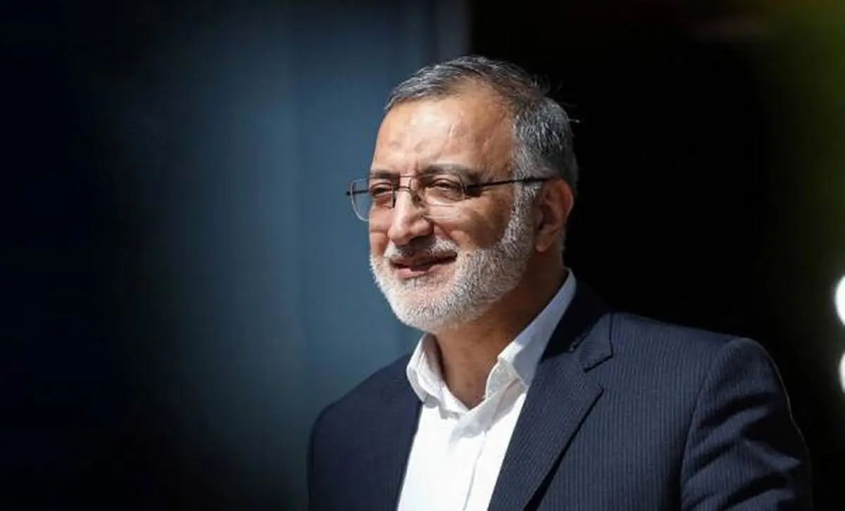 عکس خبرساز زاکانی کنار یک زن بی‌حجاب در خارج کشور