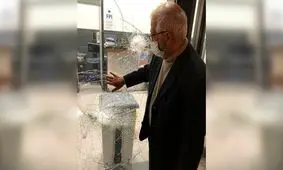 حمله معترضان به محدودیت‌های کرونایی به مقر اتحادیه اروپا