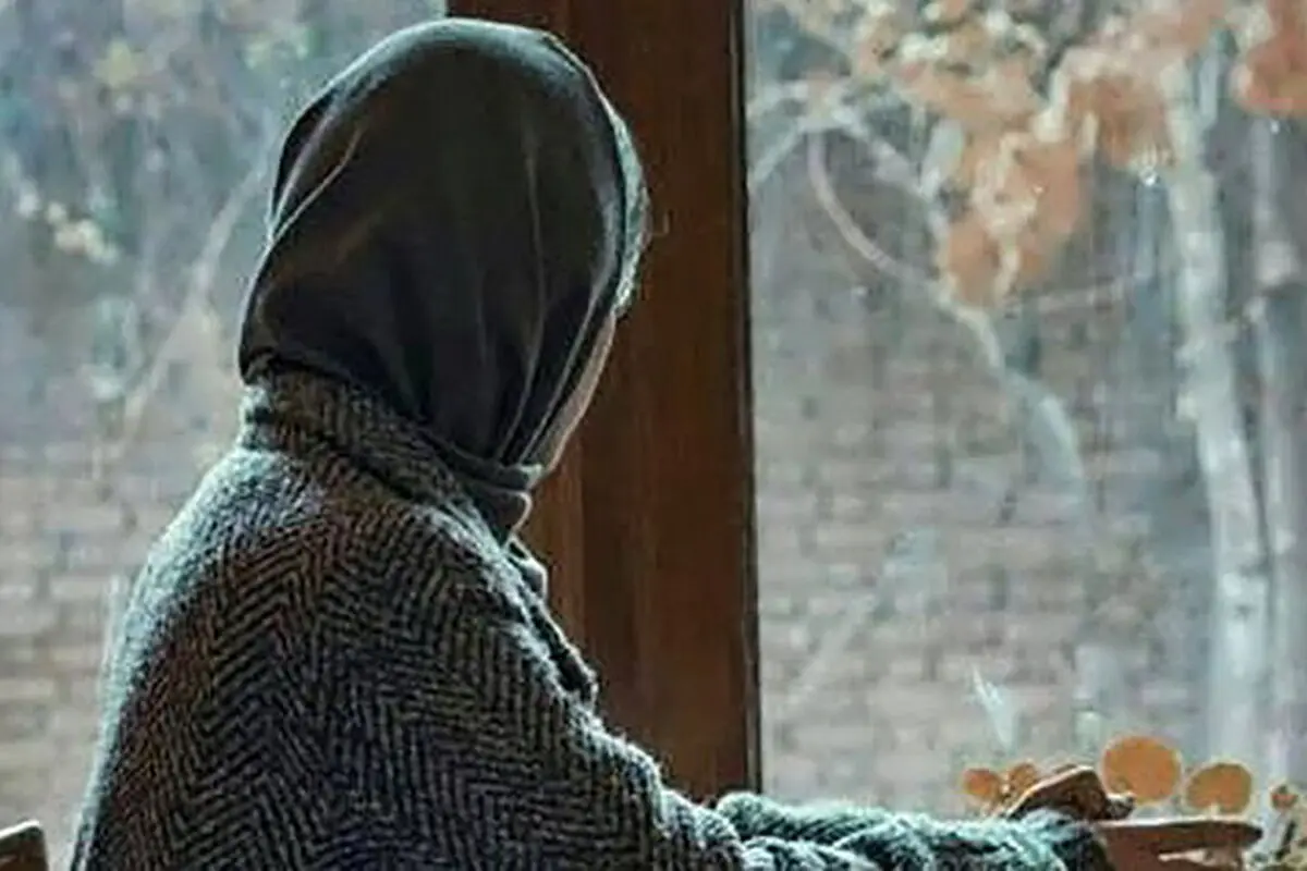 آزار و اذیت زن جوان توسط ۳ مرد