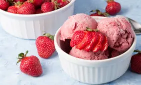 طرز تهیه بستنی میوه‌ای در منزل با روشی آسان