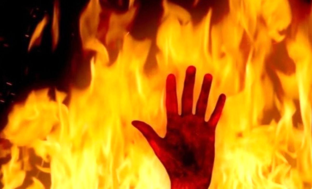 خودسوزی ۸ کارگر فقط در ۷۰ روز