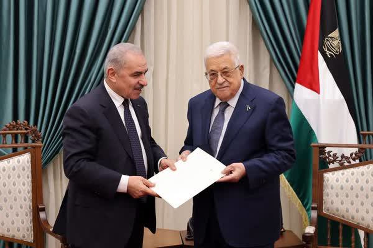محمود عباس با استعفای نخست‌وزیر تشکیلات خودگردان فلسطین موافقت کرد

