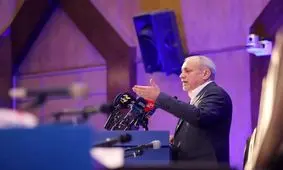  اگر تروریست نفوذی وارد کشور شده و اینچنین از مردم و نیروی انتظامی تلفات گرفته، حکومت باید پاسخگو باشد/ حاکمیت مسئول امنیت شهروندان است/ ویدئو