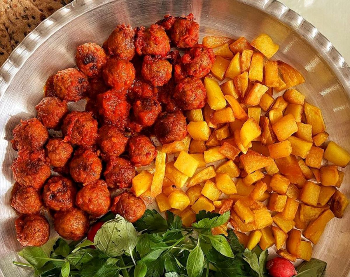 دستور پخت سیب زمینی با کوفته قلقلی